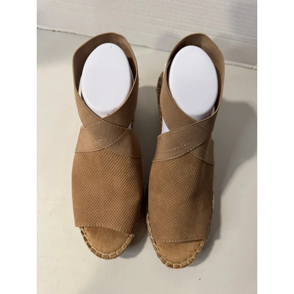 White Mountain Espadrille Wedge Sandals Tan Size 9.5